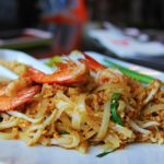 10 лучших ресторанов морской кухни в городе Сингбури, Таиланд